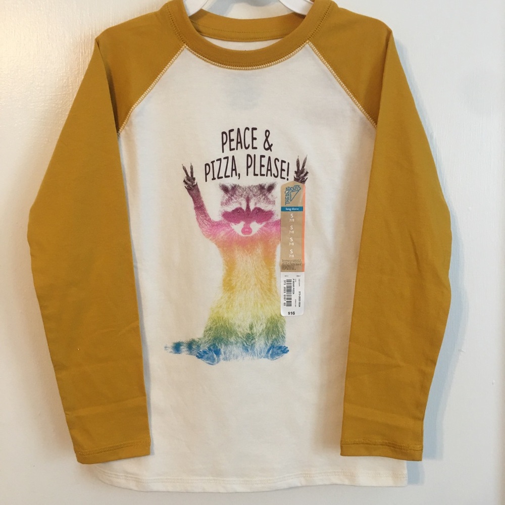 Long Sleeve Raccoon Graphic Top (Size-S-7/8) NEW